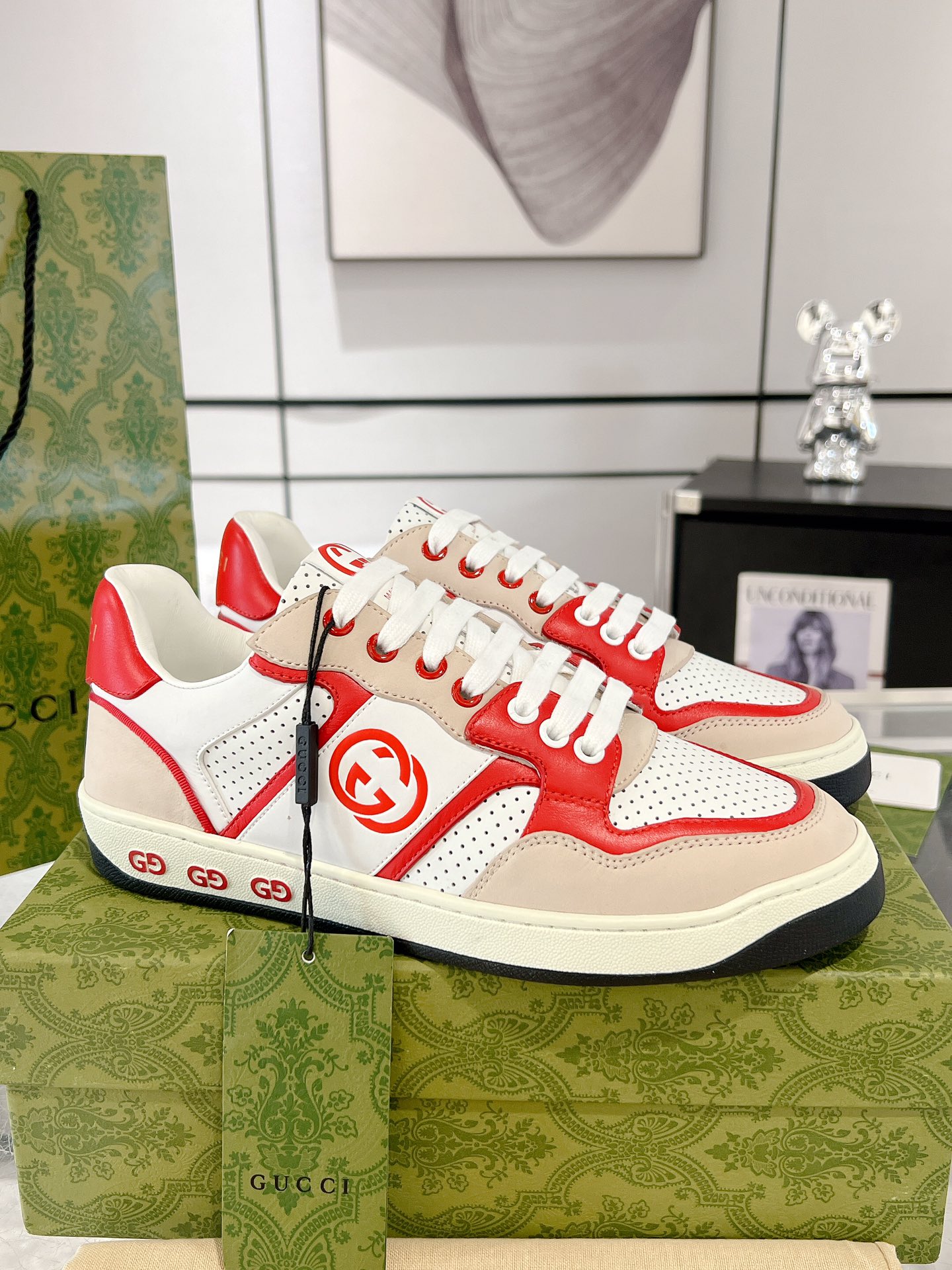 20251021/Gucci_251021-1